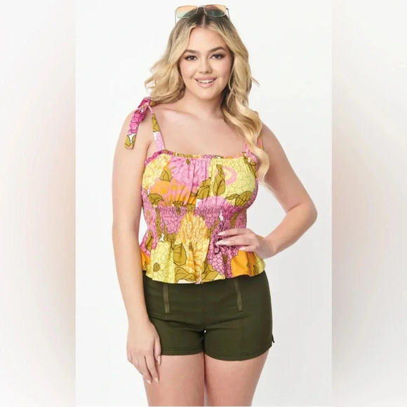 🦋B2G1🦋UNIQUE VINTAGE Pink & Yellow Floral Breezy Babe Crop Top NWT - Picture 1 of 9